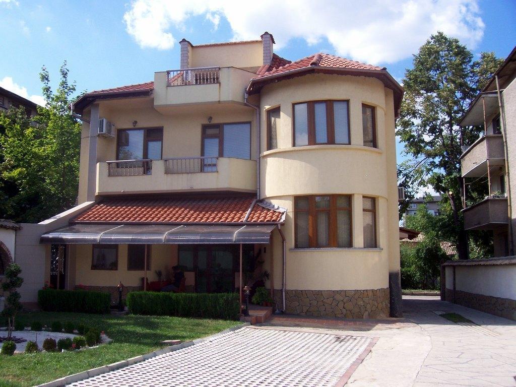 Fenerite Family Hotel Tâgovişte Exterior foto