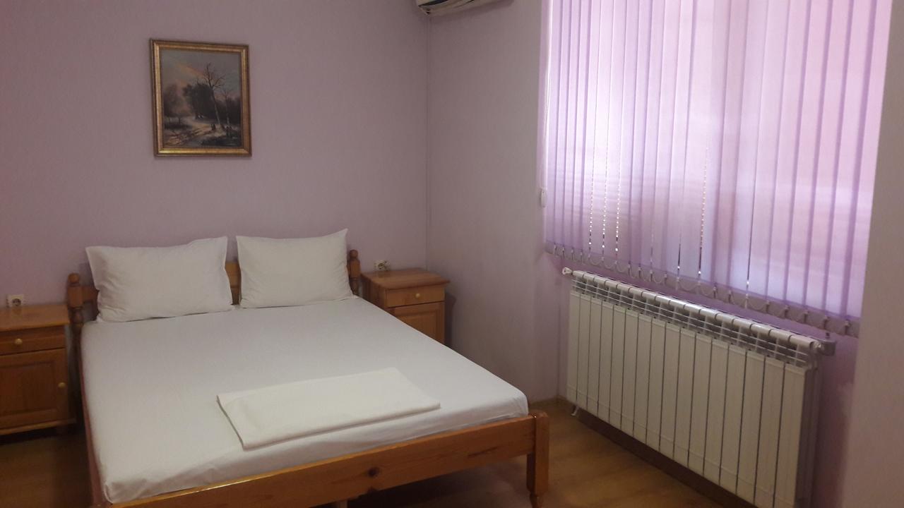 Fenerite Family Hotel Tâgovişte Exterior foto